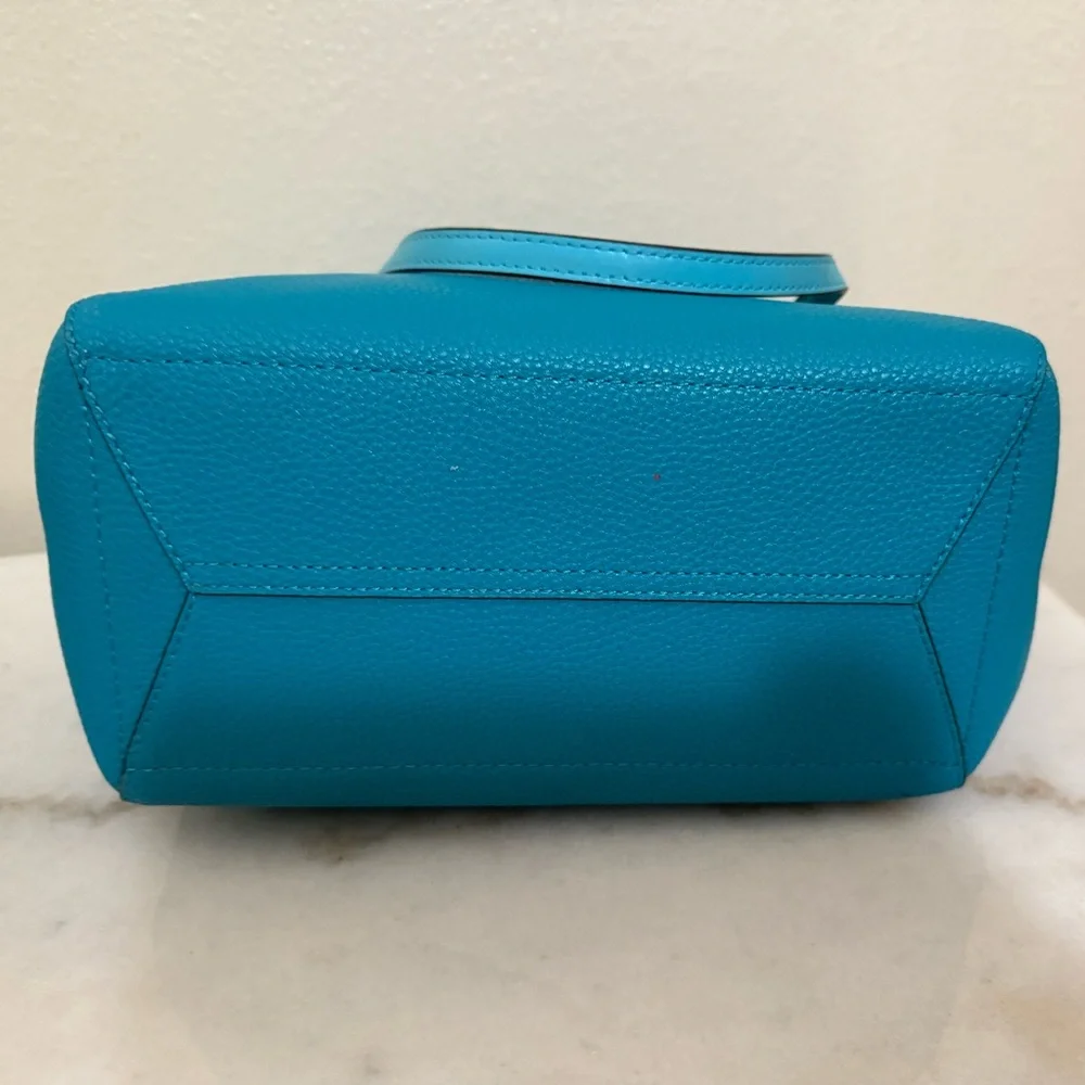 Michael Kors Teal Tote and Wallet Set - Picture 10 of 10